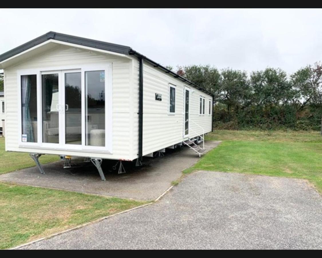Exotic 3-Bed Caravan At Newquay Holiday Parkヴィラ エクステリア 写真