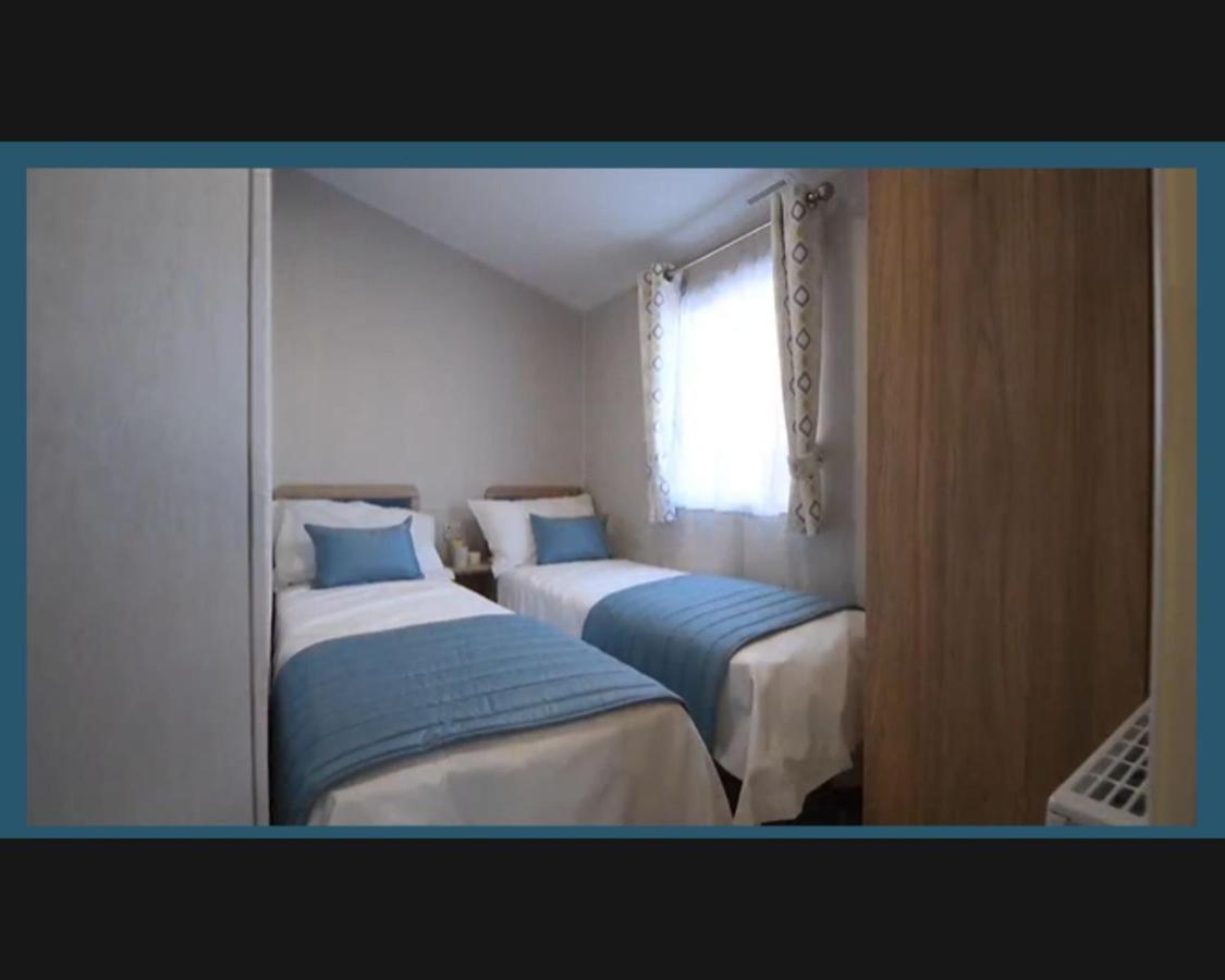 Exotic 3-Bed Caravan At Newquay Holiday Parkヴィラ エクステリア 写真
