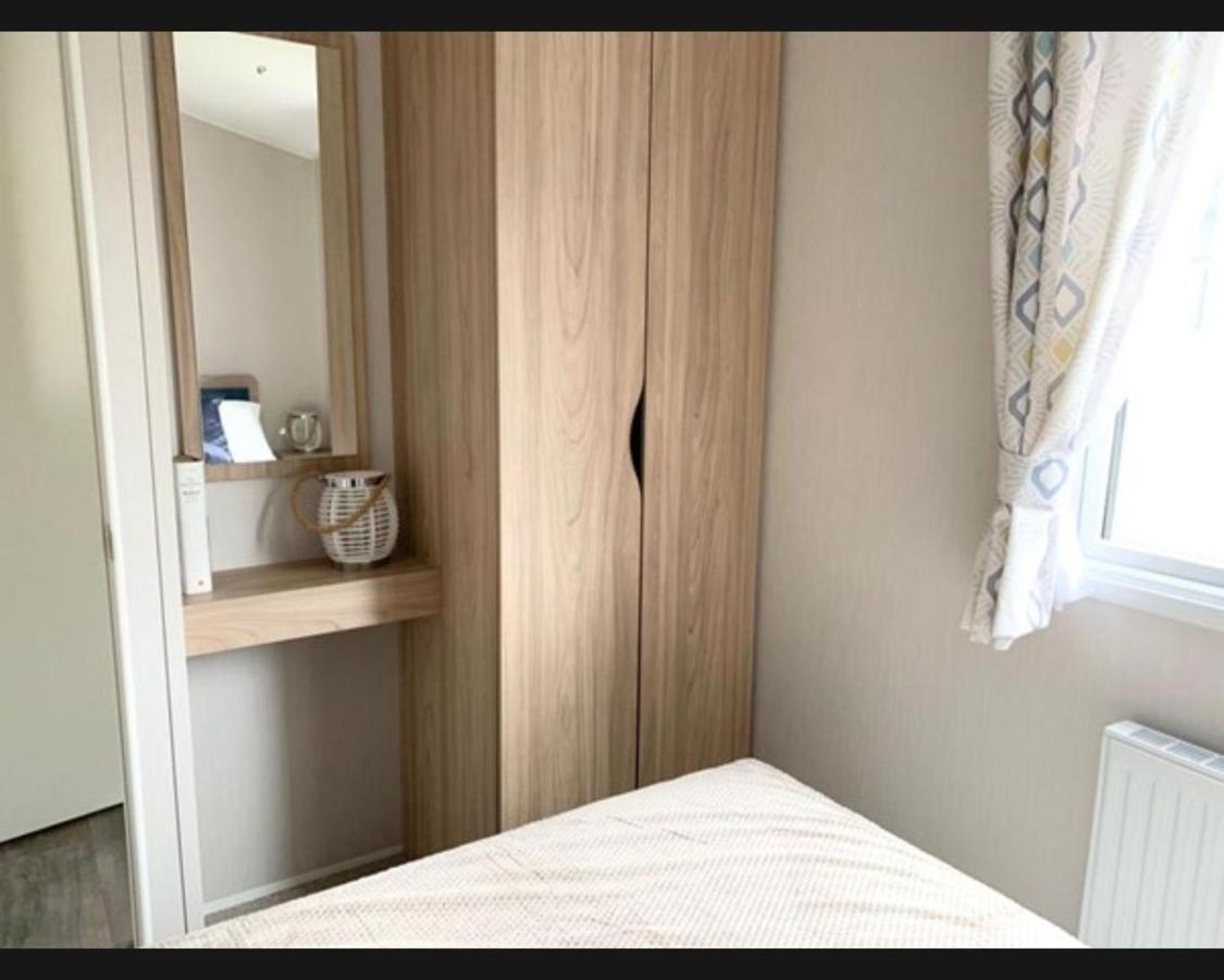 Exotic 3-Bed Caravan At Newquay Holiday Parkヴィラ エクステリア 写真