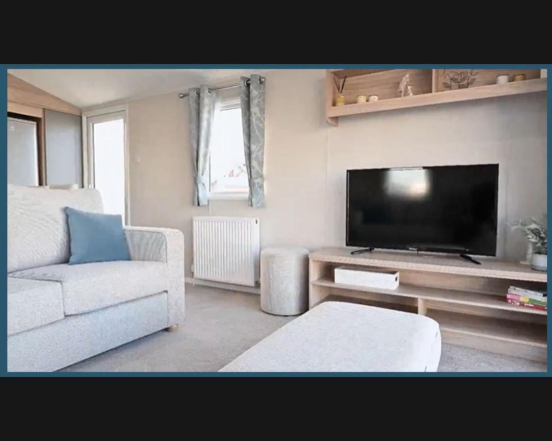Exotic 3-Bed Caravan At Newquay Holiday Parkヴィラ エクステリア 写真