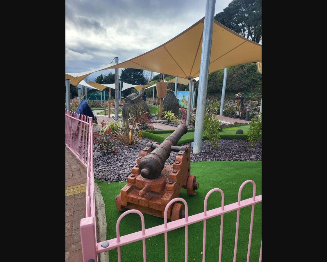 Exotic 3-Bed Caravan At Newquay Holiday Parkヴィラ エクステリア 写真